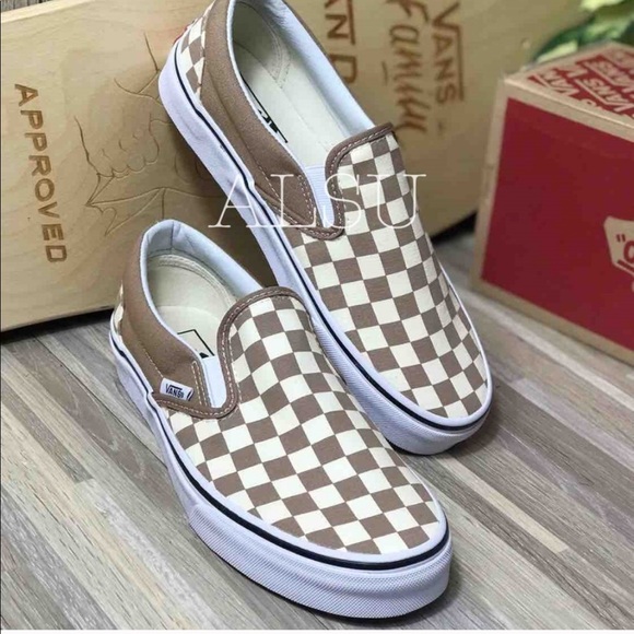 VANS Classic SlipOn Tger’s Checkerboard ChocolateW - Picture 4 of 8